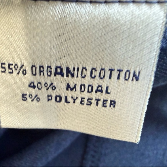 Peter Millar UPenn Crown  1/4 Zip Pullover Univ. Pennsylvania Medium NEW 1714 - Picture 5 of 5